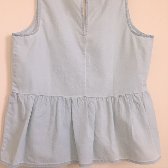 BCBGeneration Light Chambray V-neck Sleeveless Flounce Hem Top Blouse - Picture 9 of 14